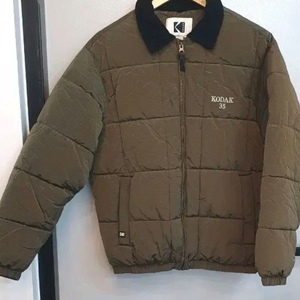 코닥패딩점퍼 95(M)상태깨끗양호한편입니다카라는골덴입니다상