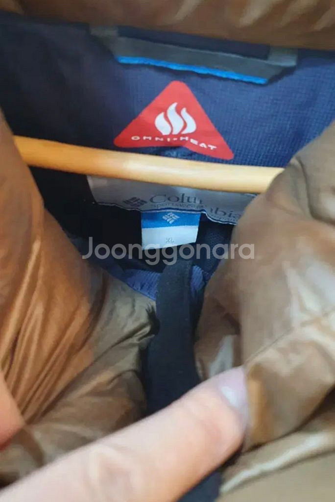 콜롬비아 옴니히트 거위털 대장급패딩105라벨컷팅되있지만옷은상태깨끗 빵빵해요--4