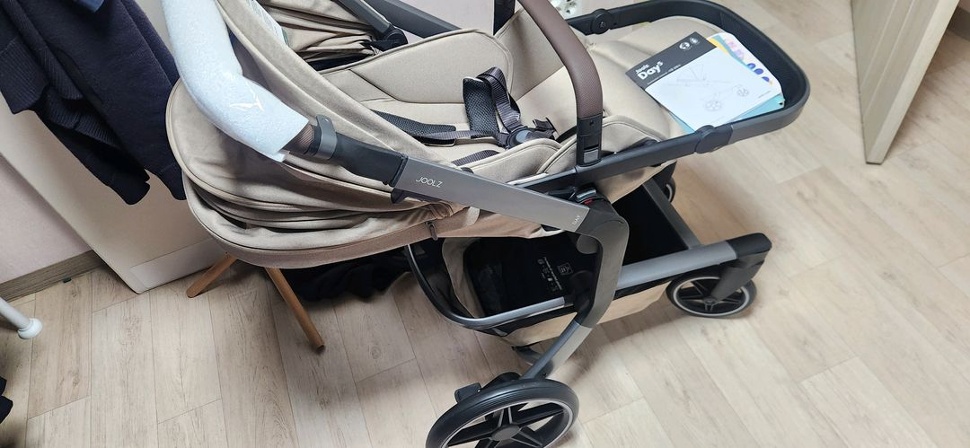 joolz 데이5 샌디타프 아기유모차 대구경북 직접가져다드림--1