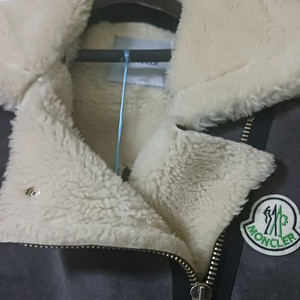 몽클레어 패딩점퍼