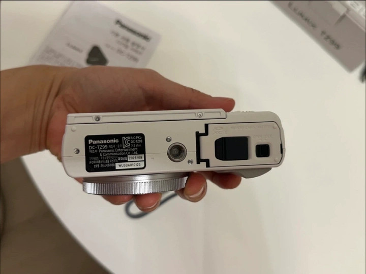 파나소닉 루믹스 DC-TZ 화이트 새상품급 이미지