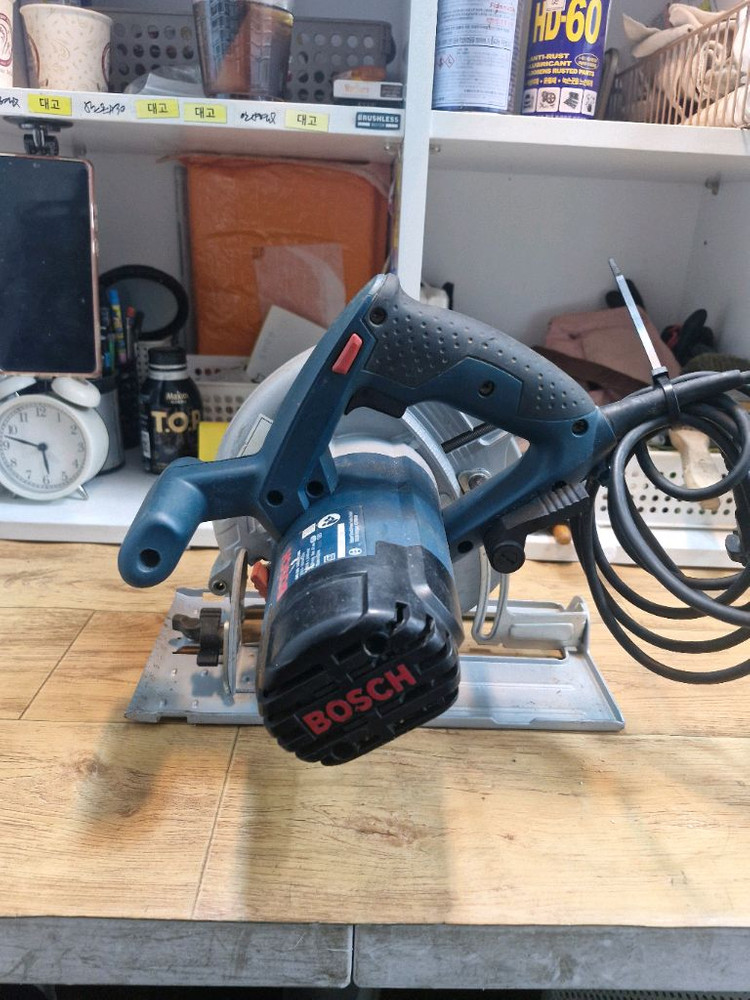 BOSCH 보쉬전기원형톱 GKS190 유선스킬 7인치스킬 A급 이미지
