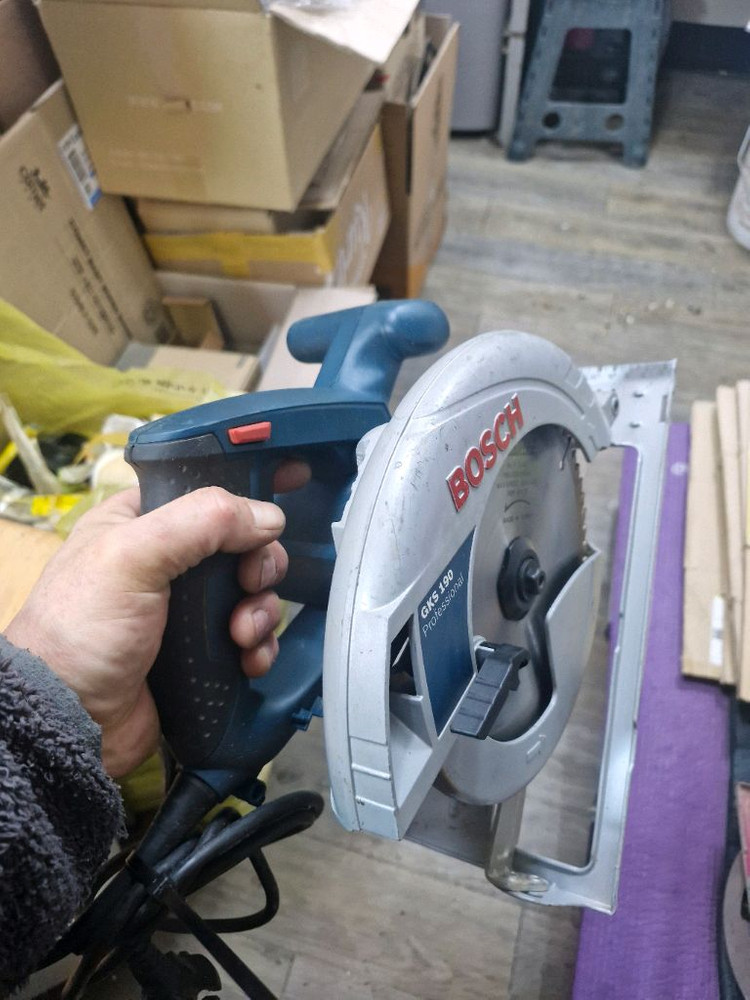 BOSCH 보쉬전기원형톱 GKS190 유선스킬 7인치스킬 A급 이미지