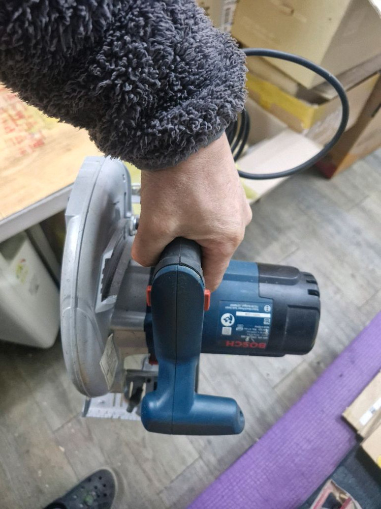 BOSCH 보쉬전기원형톱 GKS190 유선스킬 7인치스킬 A급 이미지