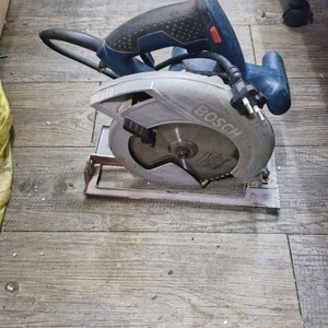 BOSCH 보쉬전기원형톱 GKS190 유선스킬 7인치스킬 A급 이미지