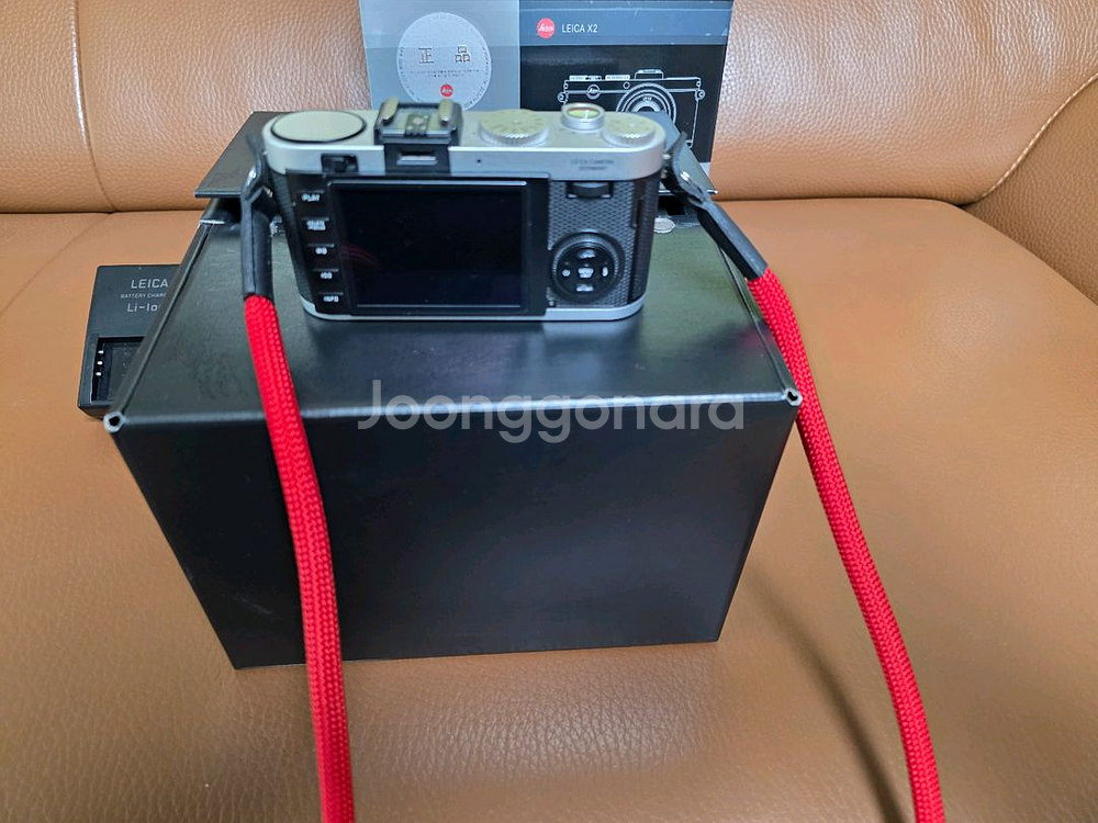 정품라이카 x2 판매합니다--3