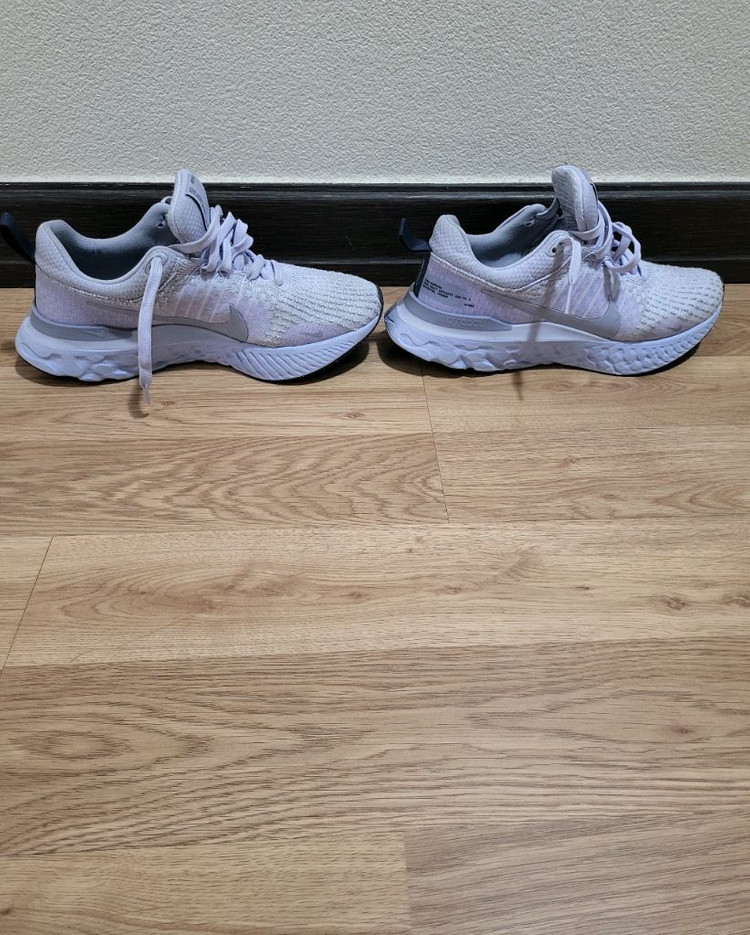 나이키 운동화 리액트 인피니티 런 플아이트3(DZ3014-500) 판매합니다. 이미지