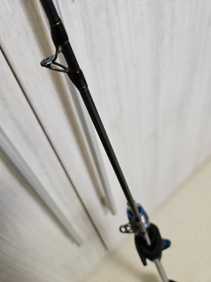 다이와 최고사양 갑/쭈로드 '극예(코쿠에이) 라이트 아지165 테크'--2