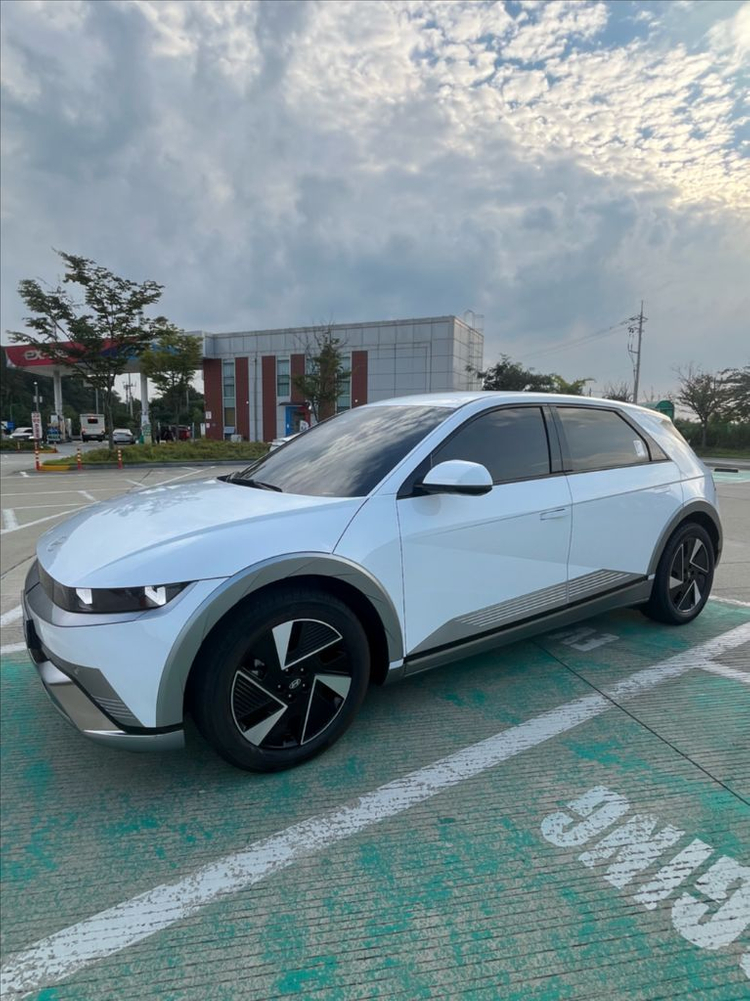 더 뉴 아이오닉5 (페리오닉) 롱레인지 프레스티지--1