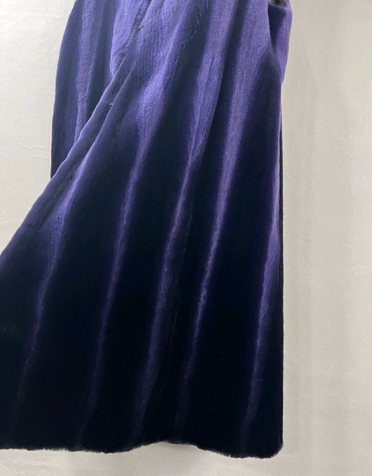 배색 쉬어드 밍크 롱조끼--3