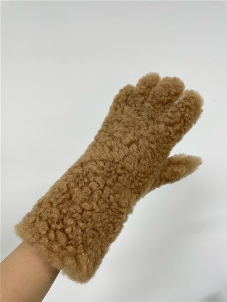 새상품 보테가 베네타 테디 시어링 레더 장갑 브라운 컬러--5