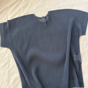 플리츠플리즈 타타미 라운드 5 탑