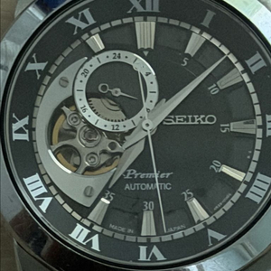 세이코 프리미어 오픈하트 오토매틱 이미지