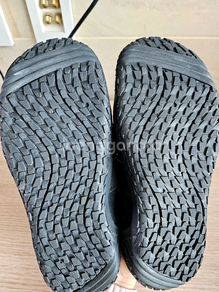 (신품컨디션) 제로투히어로 리프팅화 240--1