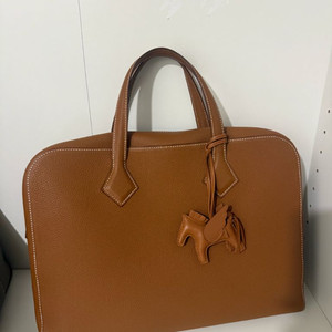 에르메스 빅토리아 라이트 브리프케이스 토고가죽 골드