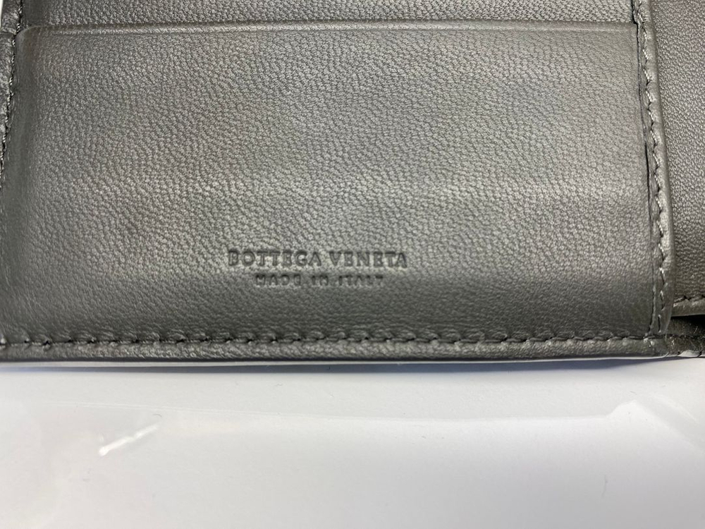 보테가베네타 블랙 인트레이차토 위빙 메쉬 반지갑 이미지