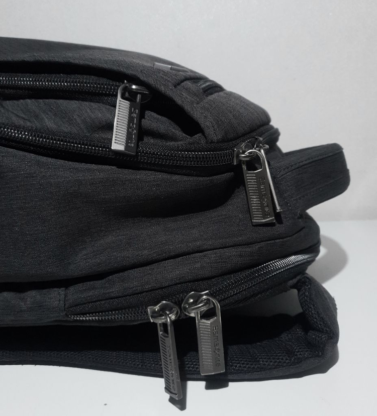 샘소나이트 노트북 백팩 이미지