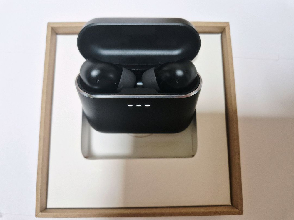 캠브리지오디오 멜로매니아 A100 무선이어폰 S급 팝니다.--1