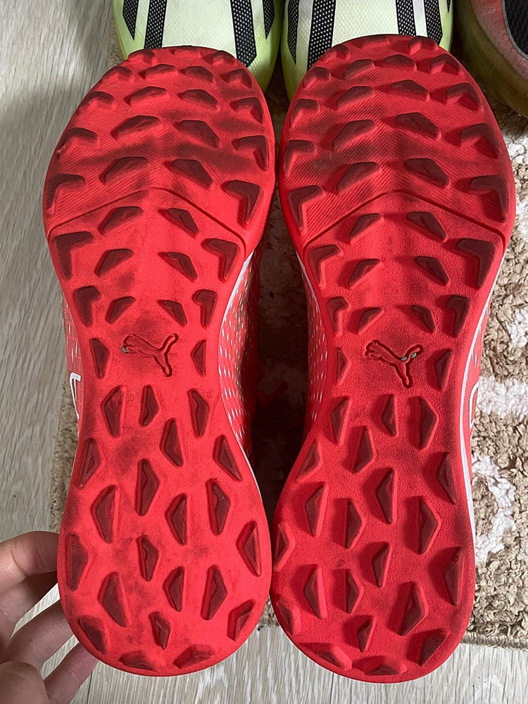 퓨마 최상급 울트라 풋살화 260mm--1