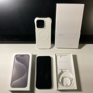 아이폰15프로 128GB 블랙 + 케이스티파이 리플 케이스 화이트