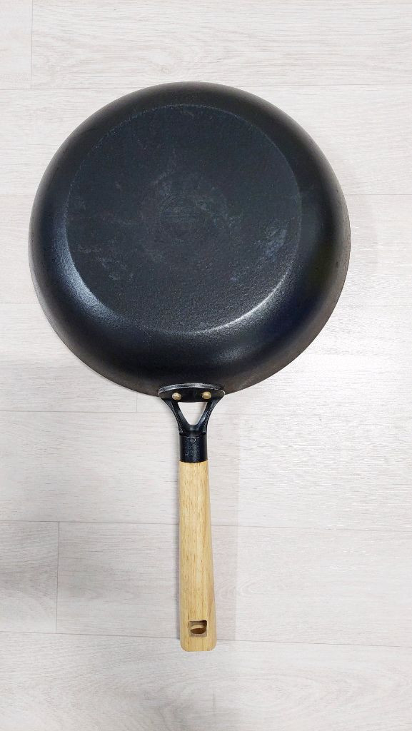 햄튼 Hamptons 아이전(Eisern) 무쇠 인덕션 후라이팬 28cm 이미지