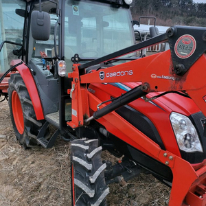 대동트랙터.품질보증10년제품. 신차급50마력 트렉트..689시간 .앞타이어 새것으로 교체010 252088oo