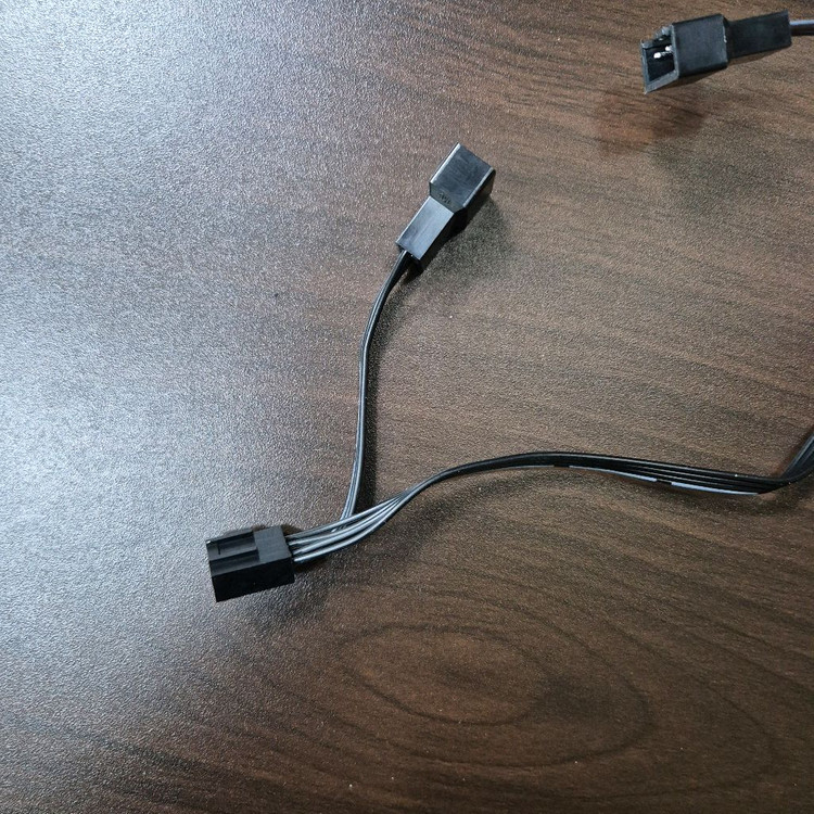 프랙탈디자인 140미리 쿨링팬 새제품--2