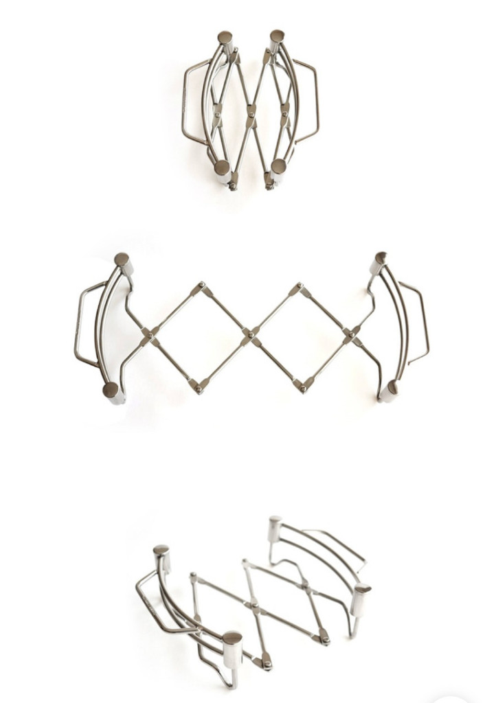 덜튼 스테인레스 확장형 냄비받침 택포--2