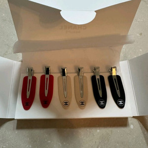 샤넬 헤어핀 집게핀