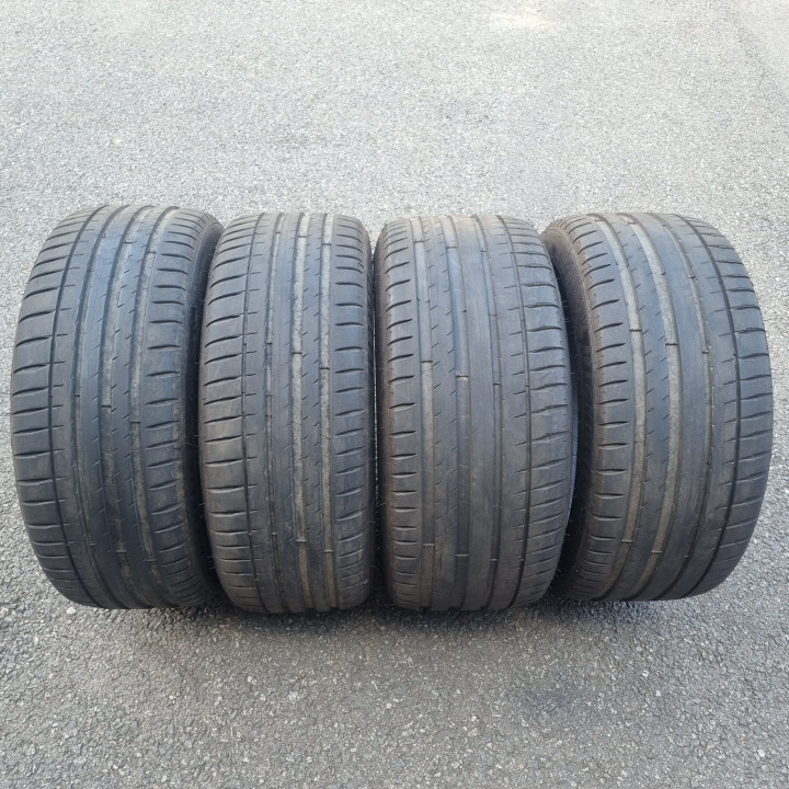 225 45 18 255 40 18미쉐린ps4 런플렛 중고타이어 한대분 판매합니다 이미지