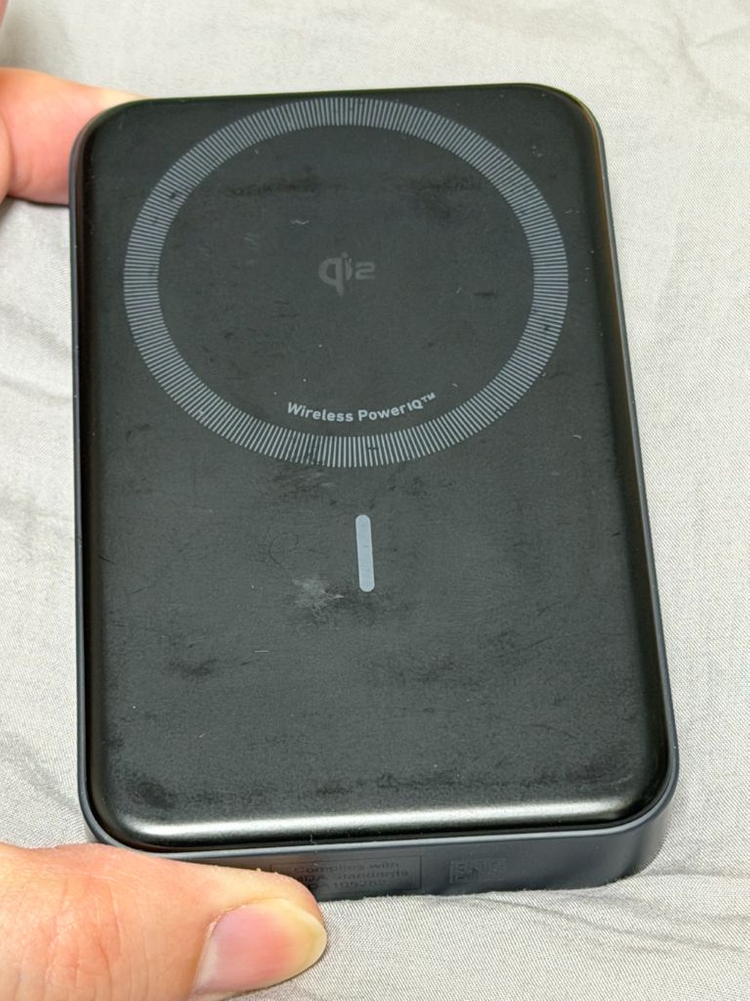 앤커 맥고 Qi2 10000mAh 보조배터리 판매합니다.--1