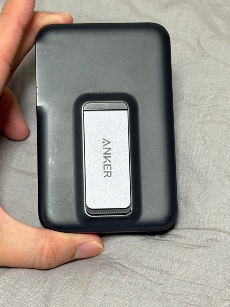 앤커 맥고 Qi2 10000mAh 보조배터리 판매합니다.--2