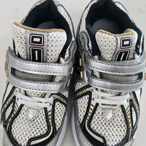 뉴발란스키즈 운동화 일괄