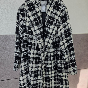 아르마니 꼴레지오니 트위드 코트 38사이즈