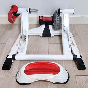 엘리트 쿠보 플루이드 자전거 연습용 로러