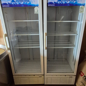 업소용 이버나 냉장용 쇼케이스 입니다 22년식