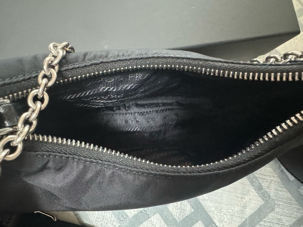 프라다 리나일론 호보백 리에디션 2005--5