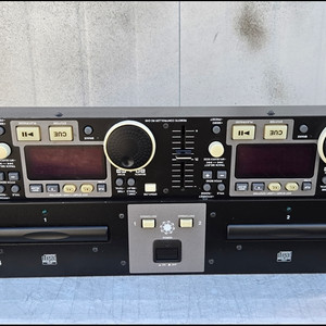 데논(Denon) DN-D4500 중고 듀얼 CD/MP3 플레이어 이미지