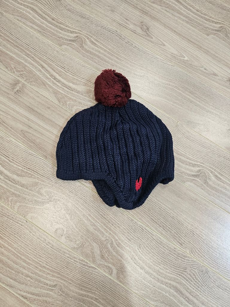 리미떼두두 폼폼 니트 모지ㅡ M사이즈--1