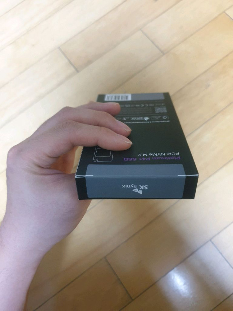 sk하이닉스 P41 platinum M.2 2tb 팝니다~[미개봉 국내정발]--2
