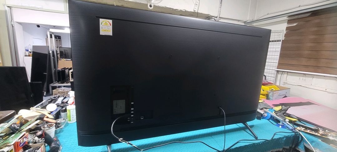 삼성70인치 uhd4k 스마트tv--2