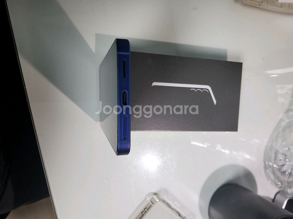 갤럭시 S25 256GB 거의 새상품(자급제)--1