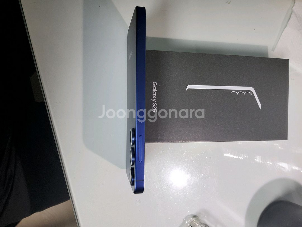 갤럭시 S25 256GB 거의 새상품(자급제)--2