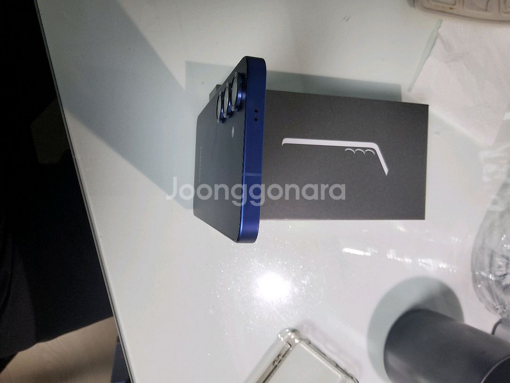 갤럭시 S25 256GB 거의 새상품(자급제)--3