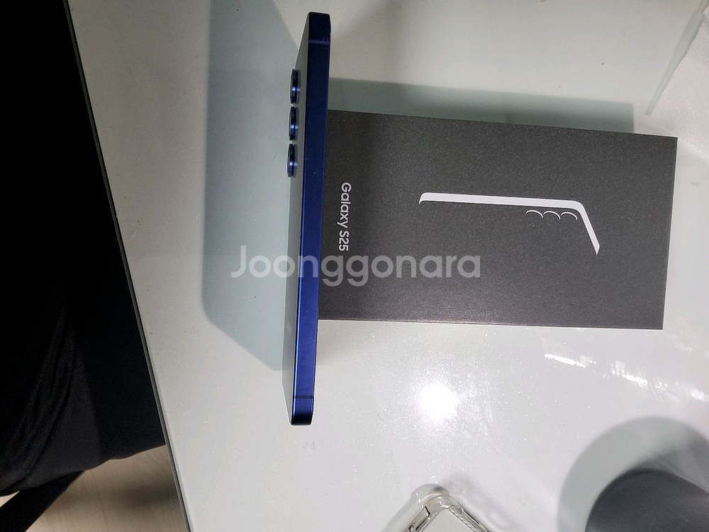 갤럭시 S25 256GB 거의 새상품(자급제)--4