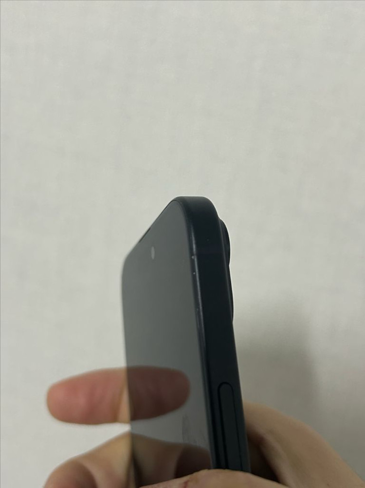 아이폰15플러스 128기가 팝니다--5