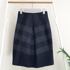 버버리 플레이드 울 체크스커트
