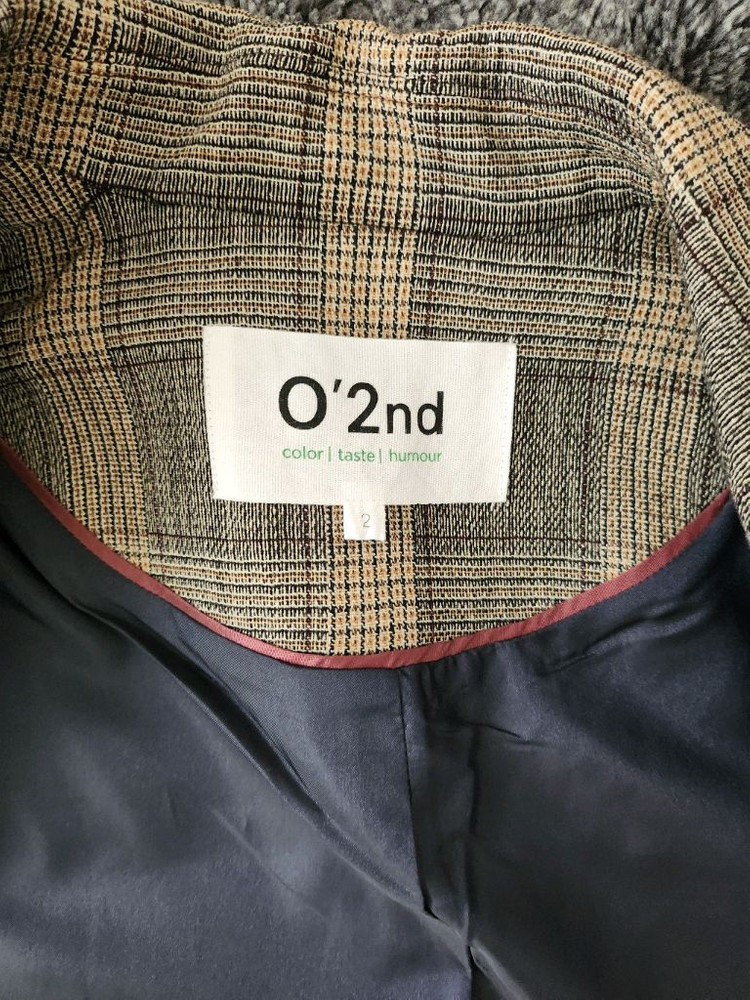 오즈세컨 자켓--2