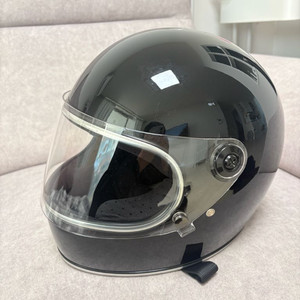 빌트웰 그링고S 블랙 헬멧 L(59-60cm)판매합니다)