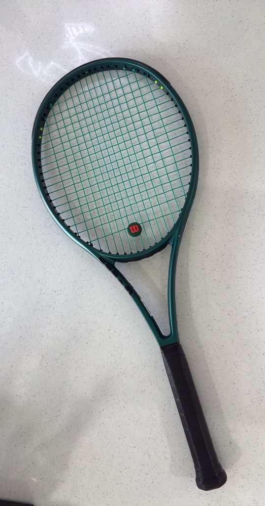 윌슨 블레이드 100UL V9 테니스 라켓--1